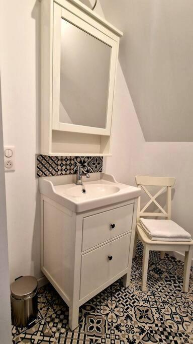 Appartement Charmant Et Spacieux Auxerre Ngoại thất bức ảnh