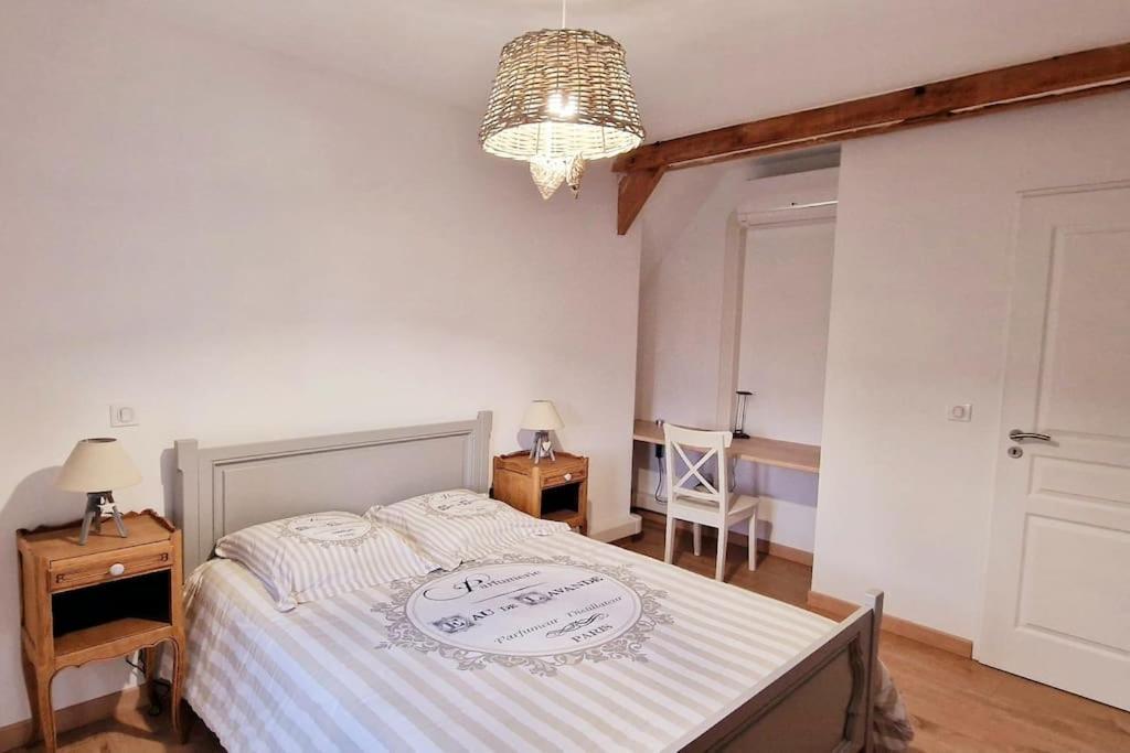 Appartement Charmant Et Spacieux Auxerre Ngoại thất bức ảnh